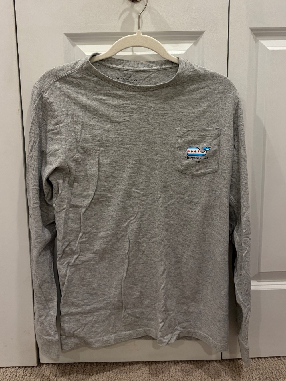 Vineyard Vines Chicago Long Sleeve Pocket Tee